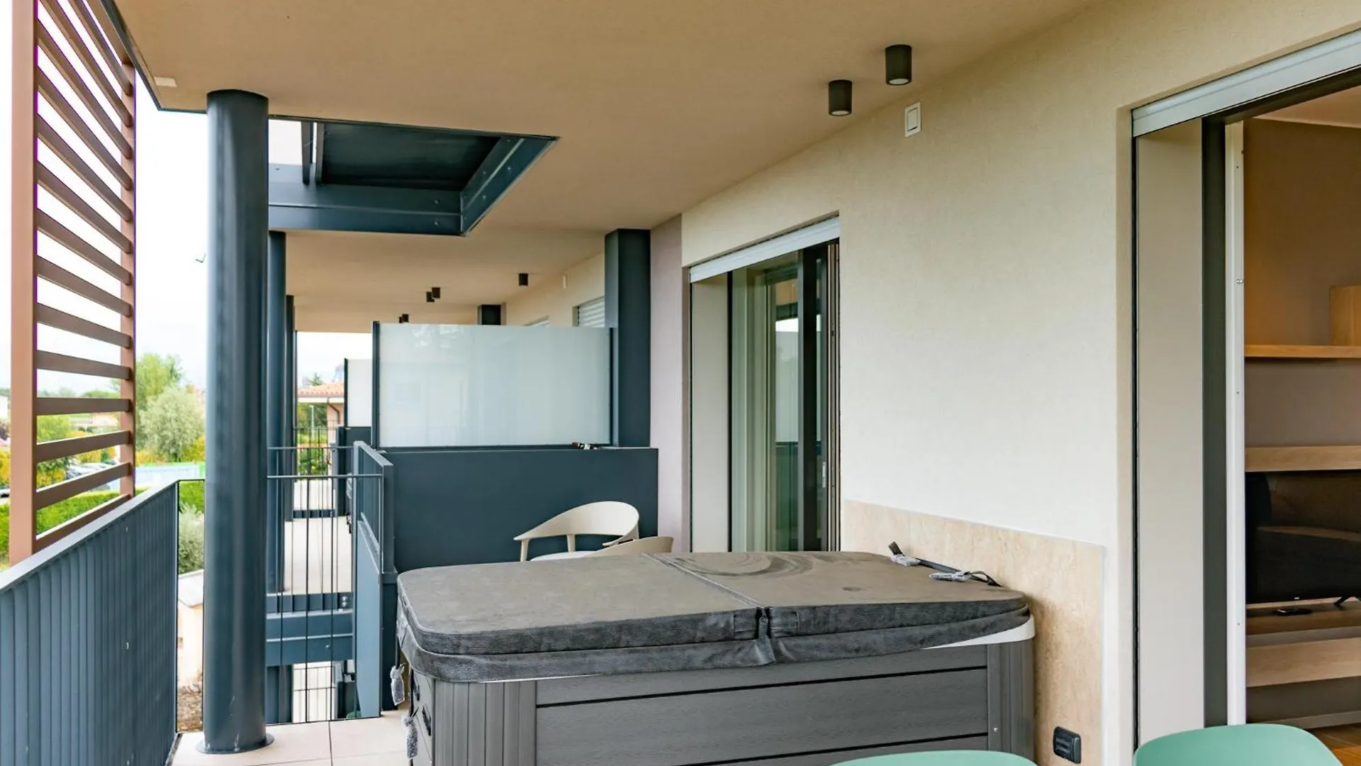 Lido Vista Apartments 拉齐塞